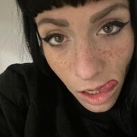 DouceLeila Adlı Modelin Çevrimdışı Sohbet Odası