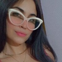 paola993's Offline Chat Room
