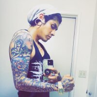 Walkingmyturtle's Offline Chat Room