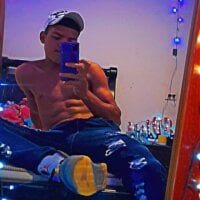 BlackPantherhot's Offline Chat Room