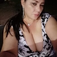 boobsbig2022 Adlı Modelin Çevrimdışı Sohbet Odası