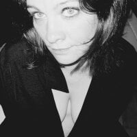 Lara-Live webcam model