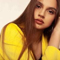 AleeshaFreem fully nude on webcam for live porn video chat
