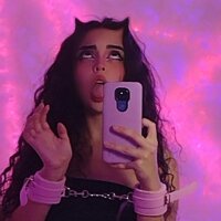 Offline chatovací místnost delusionalbaby