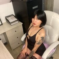 Akemi16 webcam model