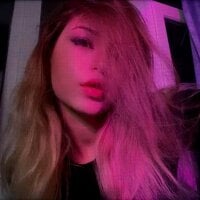 AlinaWalters webcam model