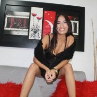 Rose_Liee Adlı Modelin Çevrimdışı Sohbet Odası