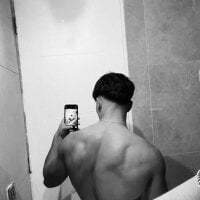 morenocanela13 webcam model