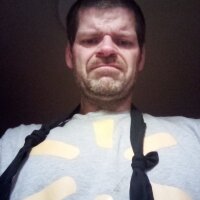 19BIGHERB75's Offline Chat Room