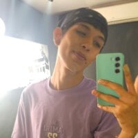 MAXIMILIANO__HOT