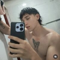 Logan_sixxer webcam
