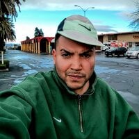 soyatesmall webcam