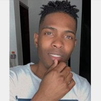 Evans_777's Offline Chat Room