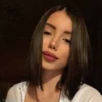 IvannaPaul's Offline Chat Room