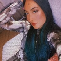 LunaAponte's Profile Pic