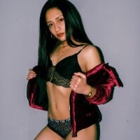 Little_Peacch webcam model