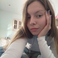 ClaraClarke's Offline Chat Room