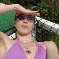 ChloeJohnsoon's Avatar Pic