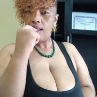 SexxyBoob's Avatar Pic