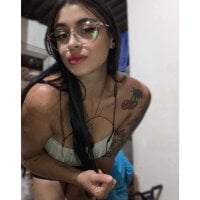 abril-santos