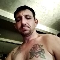 Texxx1286's Offline Chat Room