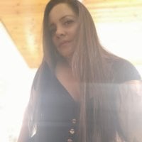 olivia_maturen's Offline Chat Room