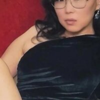 Asian_legs