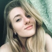 Sexgold777 webcam model