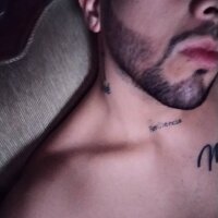 AlejandroMCxxx webcam