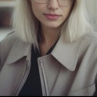 Luna_Mystique webcam model