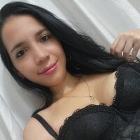 Cata_gomezz webcam model