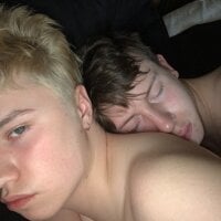 Rob_and_EthanLive Webcam