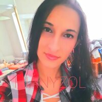 sabina32's Offline Chat Room