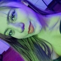 Lily_CuteBoobs webcam model