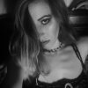 Carmella_Ravenna69's Offline Chat Room