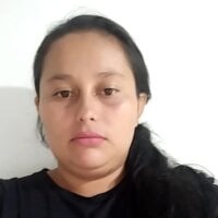 megan_mariah's Offline Chat Room