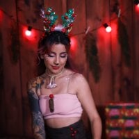 Cinamoonn model avatar