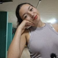rosatrun's Avatar Pic