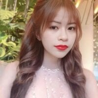 LylyCii96 webcam model