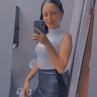 yournaturalskinny Adlı Modelin Çevrimdışı Sohbet Odası