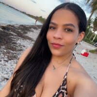 bibikisses webcam
