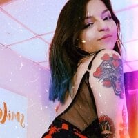 bluee-berry Adlı Modelin Çevrimdışı Sohbet Odası