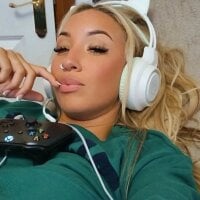 Emeraldeyesx's Avatar Pic