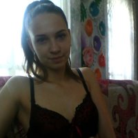 Nikki_Gloss Ruang Obrolan Offline