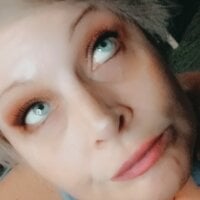 Atrociousone83's Offline Chat Room