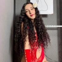 Emmawuaker webcam model