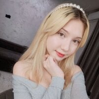 sweet_bl0nde's Avatar Pic