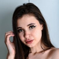 linda__sofia's Offline Chat Room