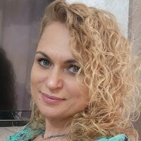 รูปโปรไฟล ์ของ LanaLight_x