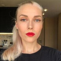 AvarisRoy's Offline Chat Room